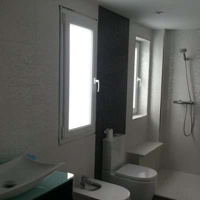 BAÑO MODERNO