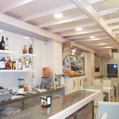 Bar-Cafeteria