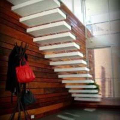 Escalera moderna