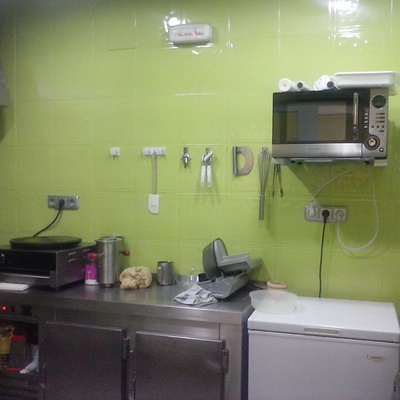 azulejos de cocina pintados en esmalte especial color verde