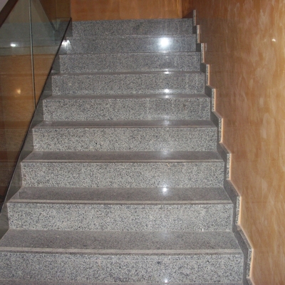 colocacion de gradas