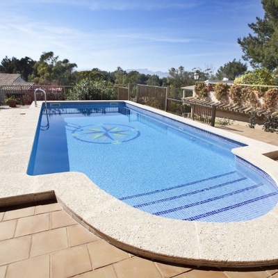 CONSTRUCCIÓN DE PISCINA