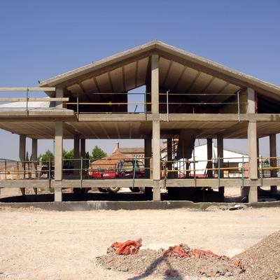 Construyendo la estructura de una vivienda unifamiliar