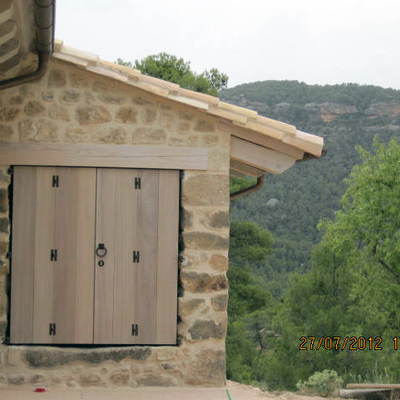 Contraventana madera