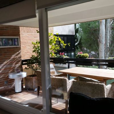 CORREDERA EN  COLOR BLANCO