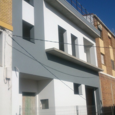 Revestimento SATE con sistema WeberTherm