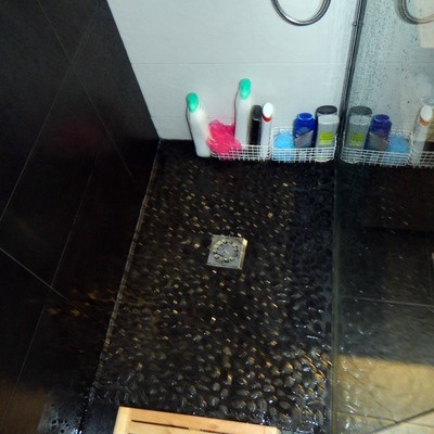 ducha a ras de suelo
