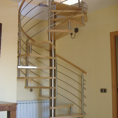 Escaleras combinado madera y acero inoxidable