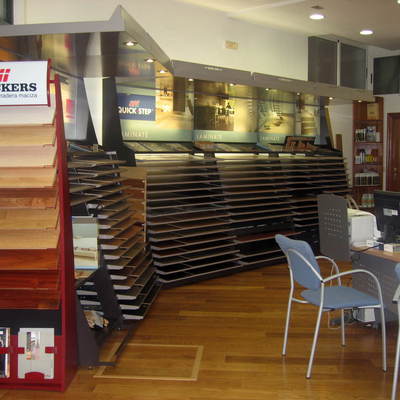 EXPOSITOR TIENDA