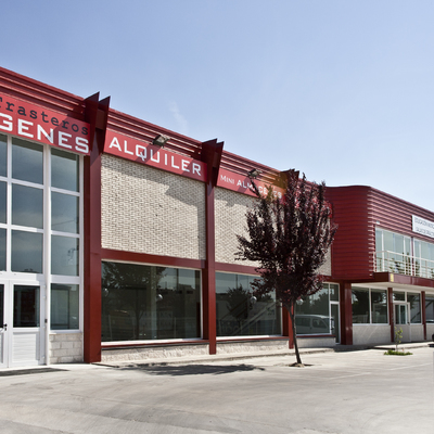 Fachada Principal Trasteros Diógenes
