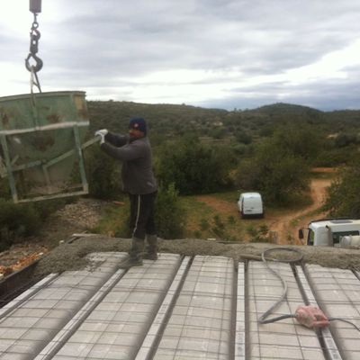 Estructura de chalet en finca rustica