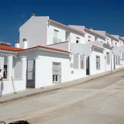 GRUPO DE 8 VIVIENDAS