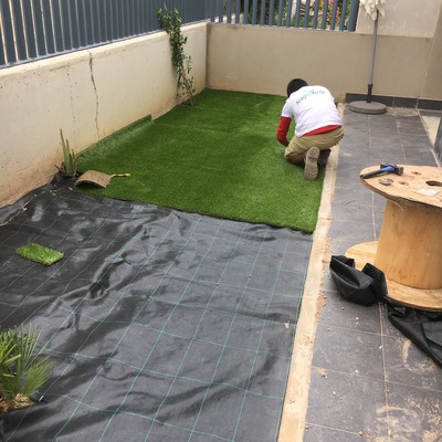 Instalación de césped artificial
