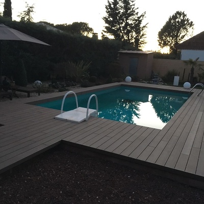 TARIMA SINTÉTICA PISCINA
