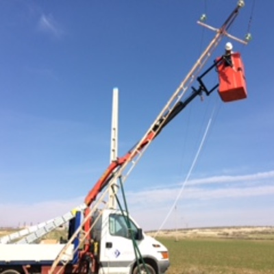 reparación de linea de alta tensión