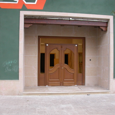 Puerta Calle especial