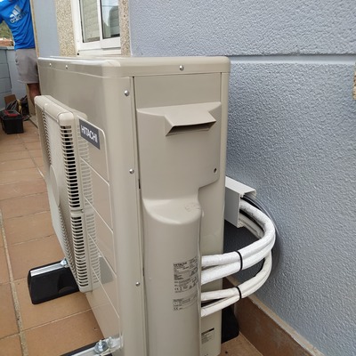 Instalación aire acondicionado Marín