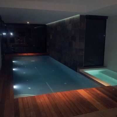 Fabricación de piscina interior en La Finca