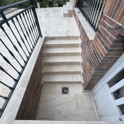 Escaleras de mármol