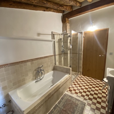 Baño rústico