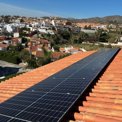 VIVIENDA BENAJARAFE