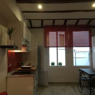 Cocina y comedor en vivienda