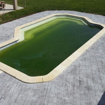 PISCINAS
