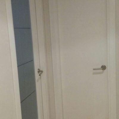 Lacar puertas