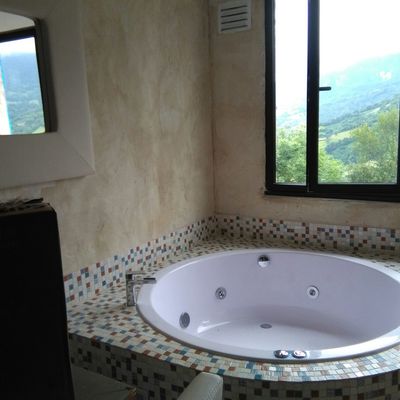 jacuzzi