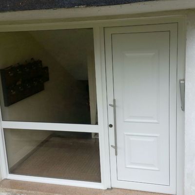 puerta portal pvc