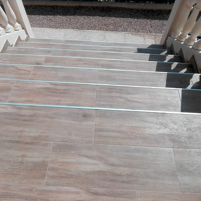 Escaleras.
