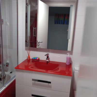 BAÑO PEQUEÑO