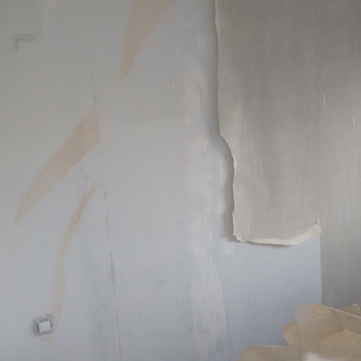 QUITAR PAPEL PINTADO