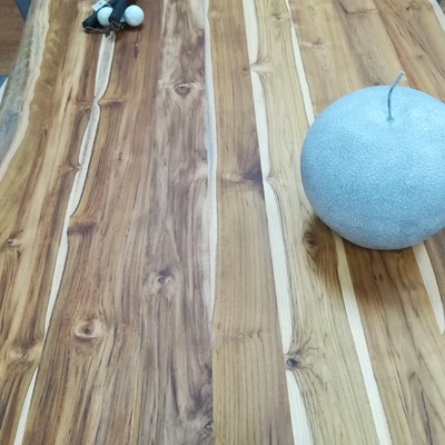 Detalle Mesa Nogal