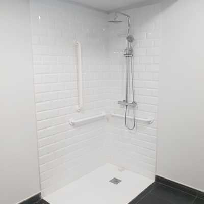 reforma general de peluqueria baño despues