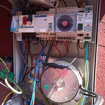 CUADRO ELÉCTRICO DE PISCINA