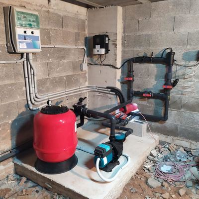 Cjto filtración, con electrolisis salina y bomba bajo consumo