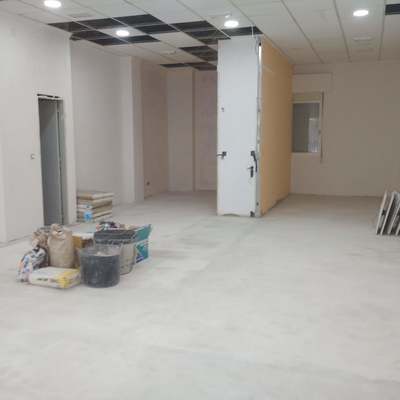 Reforma bajo comercial