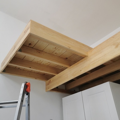 Altillo en madera para dormitorio