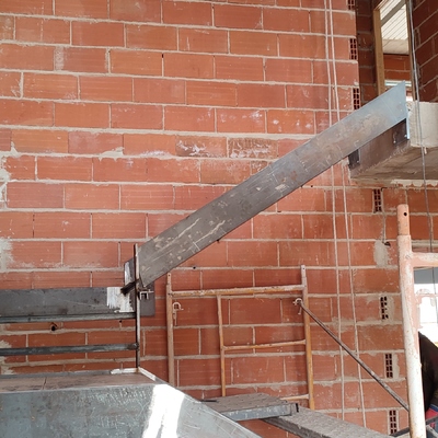 Escalera metálica