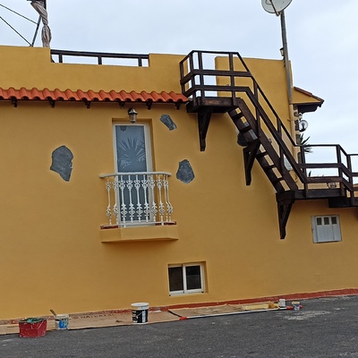 Reforma de fachada y exteriores