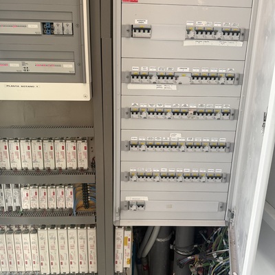 Armario eléctrico villa ibiza.