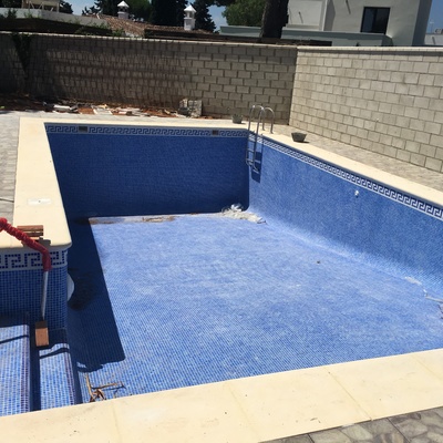 Alicatado piscina