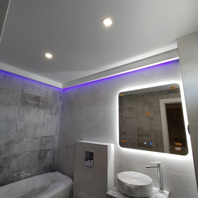 led RGB en baños
