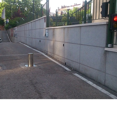 Bolardos neumaticos para control de entrada de vehiculos