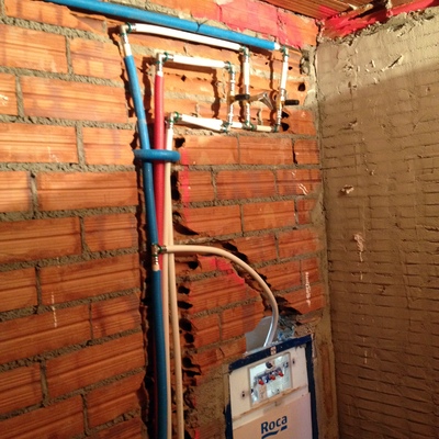 INSTALACIÓN DE FONTANERÍA