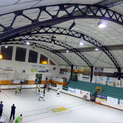 Instalacion de Iluminacion en Pavellon Deportivo