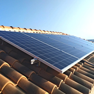 Instalación fotovoltaica en vivienda unifamiliar – Montesión (Toledo)