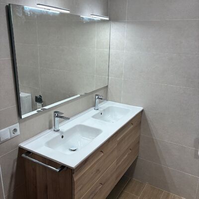 Instalación muebles y accesorios de baño