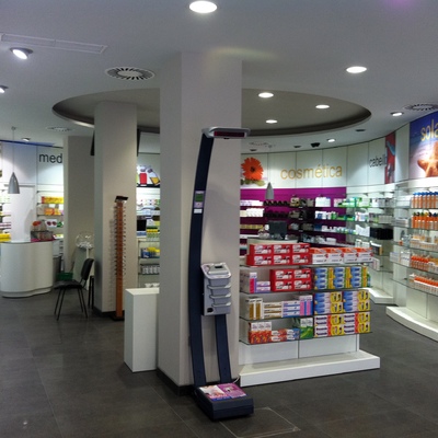 INTERIOR FARMACIA CALATAYUD